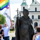 02018 0838 Statue of John Paul II at Daszynski square in Częstochowa
